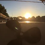 Botel D'hotes Sur La Meuse A Bord De La Peniche Formigny