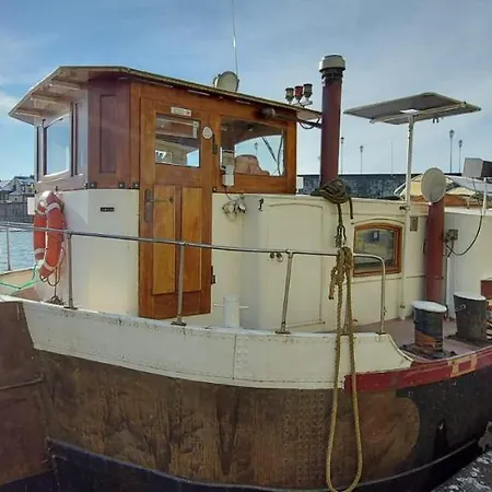 D'hotes Sur La Meuse A Bord De La Peniche Formigny 那慕尔