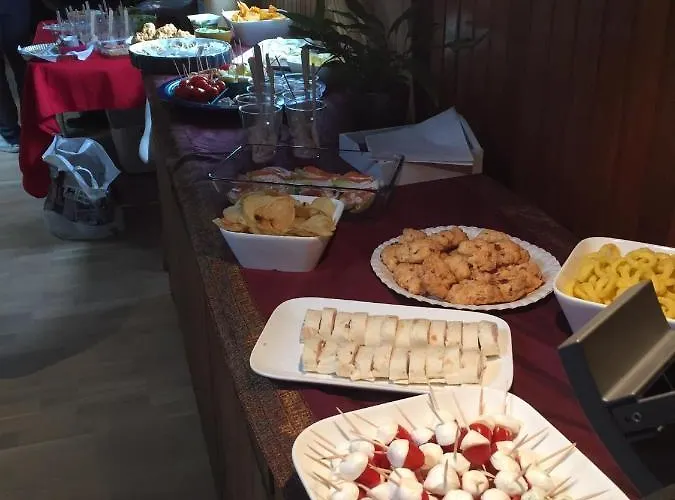 D'hotes Sur La Meuse A Bord De La Peniche Formigny Botel Namur